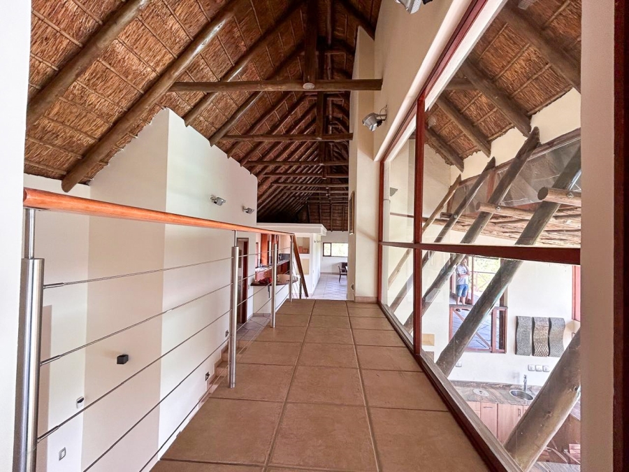 4 Bedroom Property for Sale in Boschenvaal River Front Lodges Free State